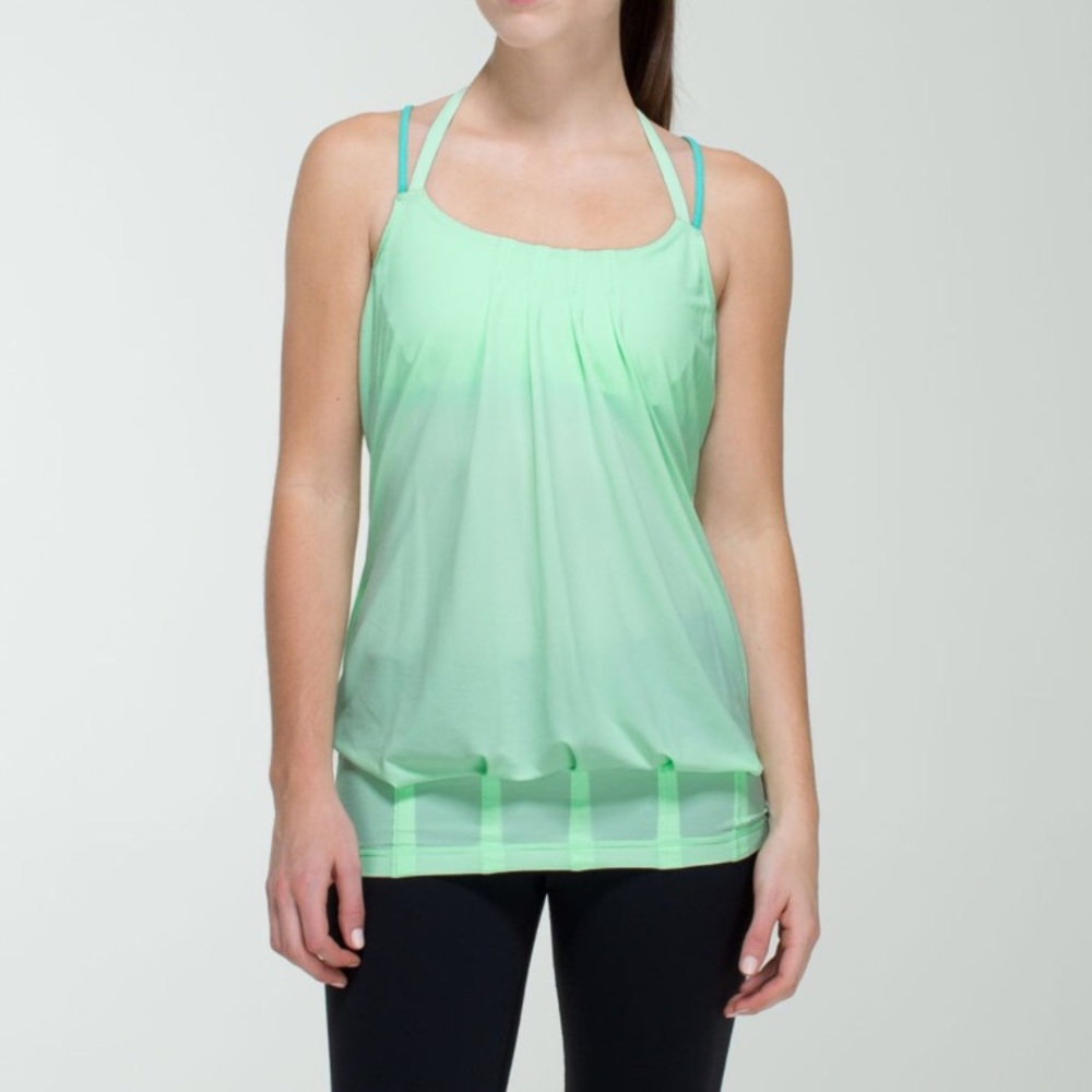 LULULEMON • Flow & Go Tank